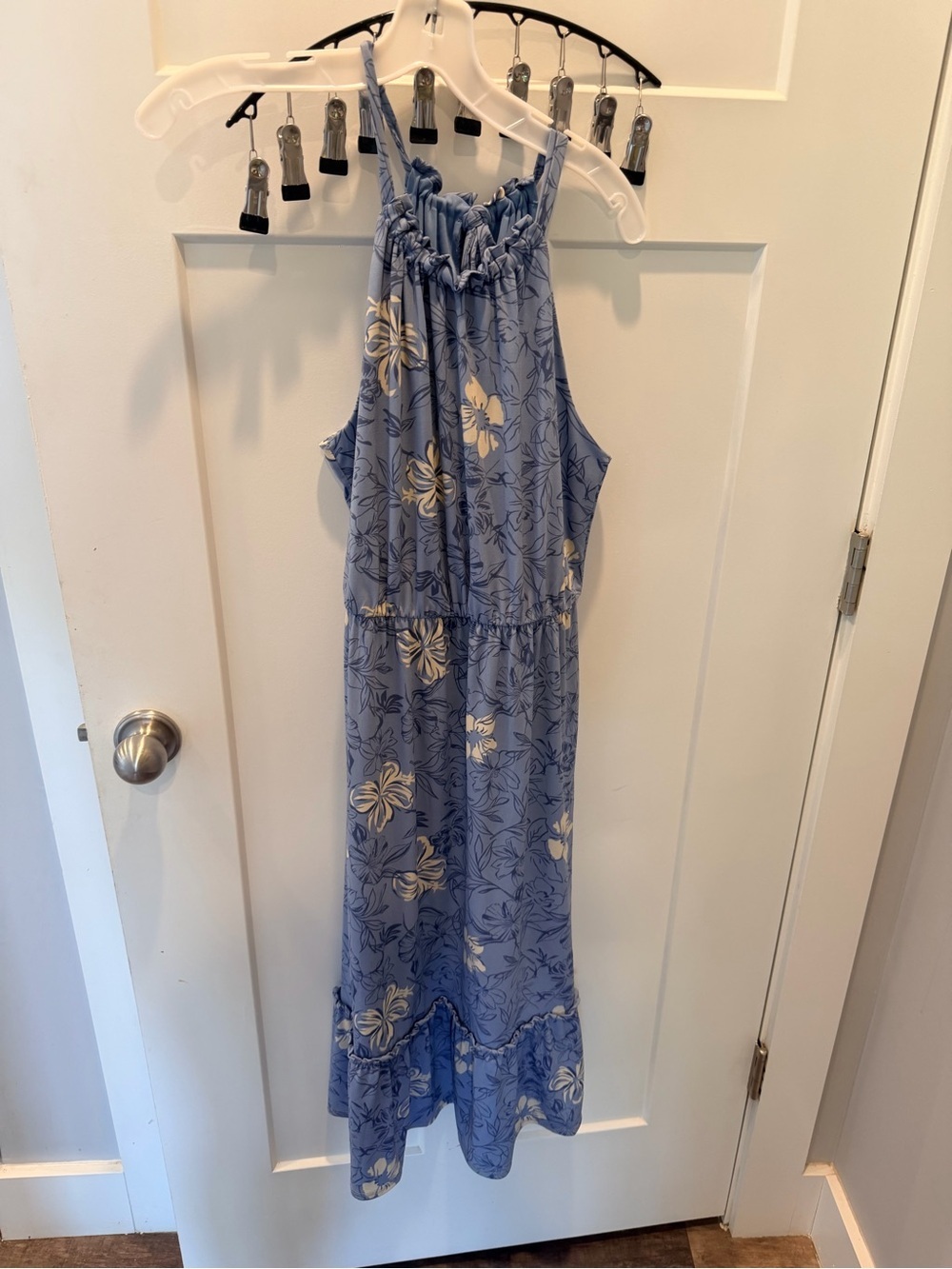 Gilli Blue Floral Sleeveless Midi Dress Size Small Ruffle Hem Stretch Lined